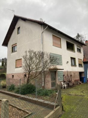 Einfamilienhaus mit tollem Grundstück, 63636 Brachttal, Haus