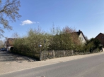 Bild - Eckgrundstück 665m² mit Haus