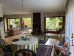 Bild - Einfamilienhaus mit Garage