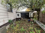Bild - Zweifamilienhaus mit 2 Garagen
