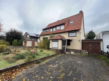 Zweifamilienhaus mit 2 Garagen, 38268 Lengede, Zweifamilienhaus